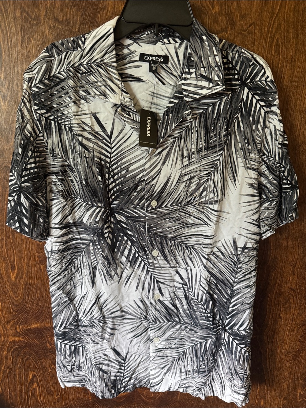 2 Express Men’s Print Short Sleeve Shirts